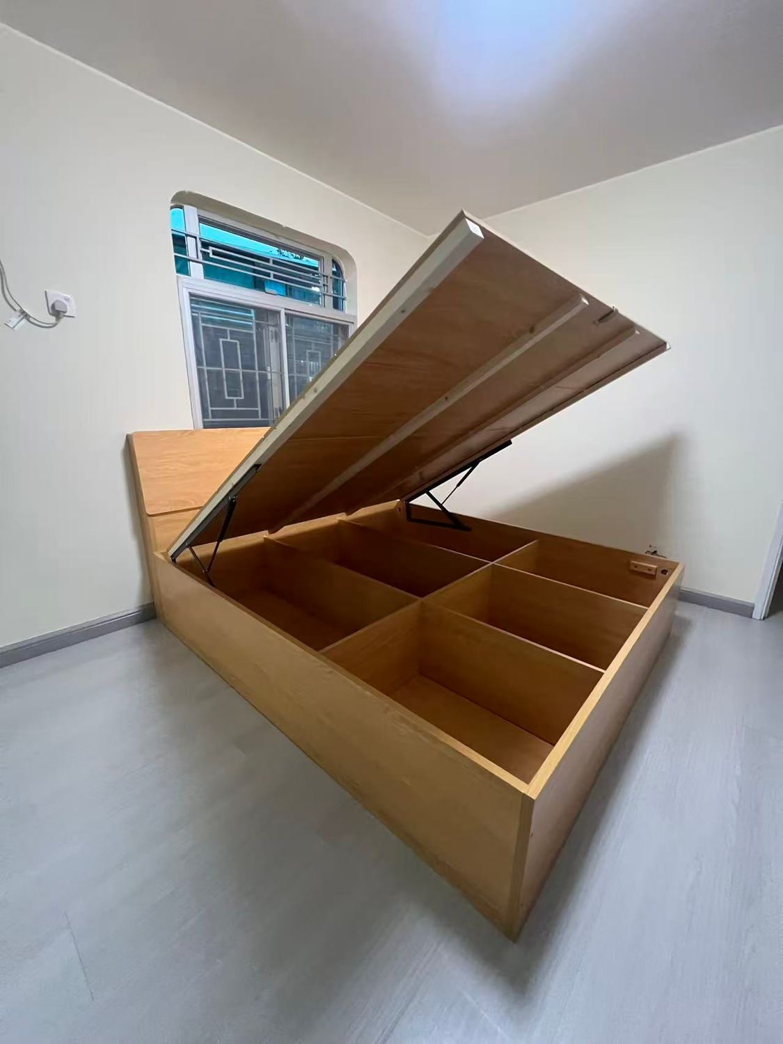 (包送貨安裝 | Delivery and Assembly Included) A454油壓木制大床 (hydraulic press bed frame)