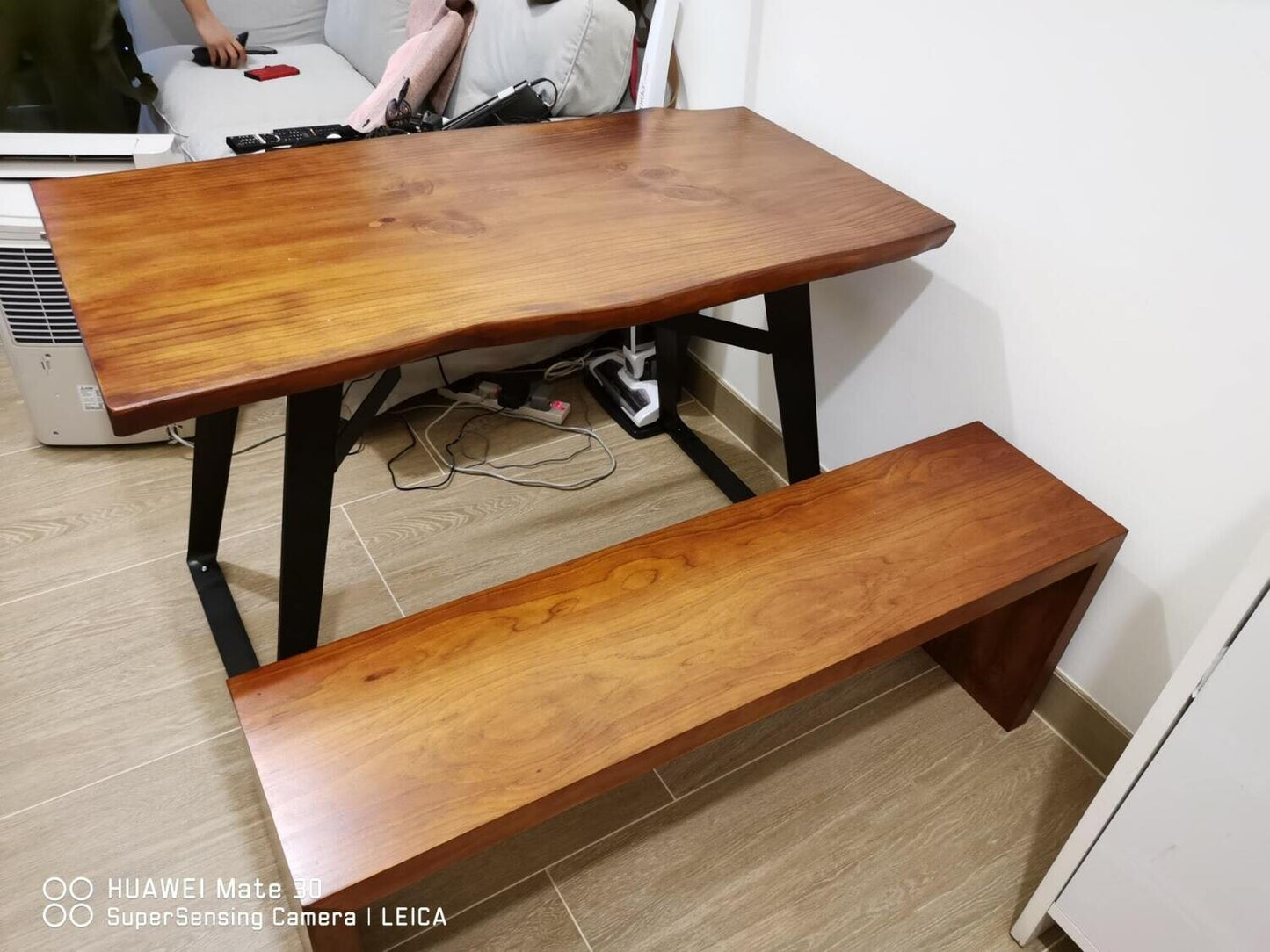 (包送貨安裝 | Delivery and Assembly Included)   A114 原木不規則實木餐桌 (dining table)