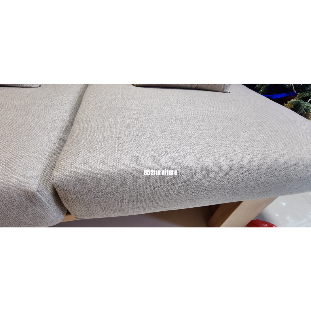 (包送貨安裝 | Delivery and Assembly Included) A386 日式布藝梳化 (solid wood sofa)