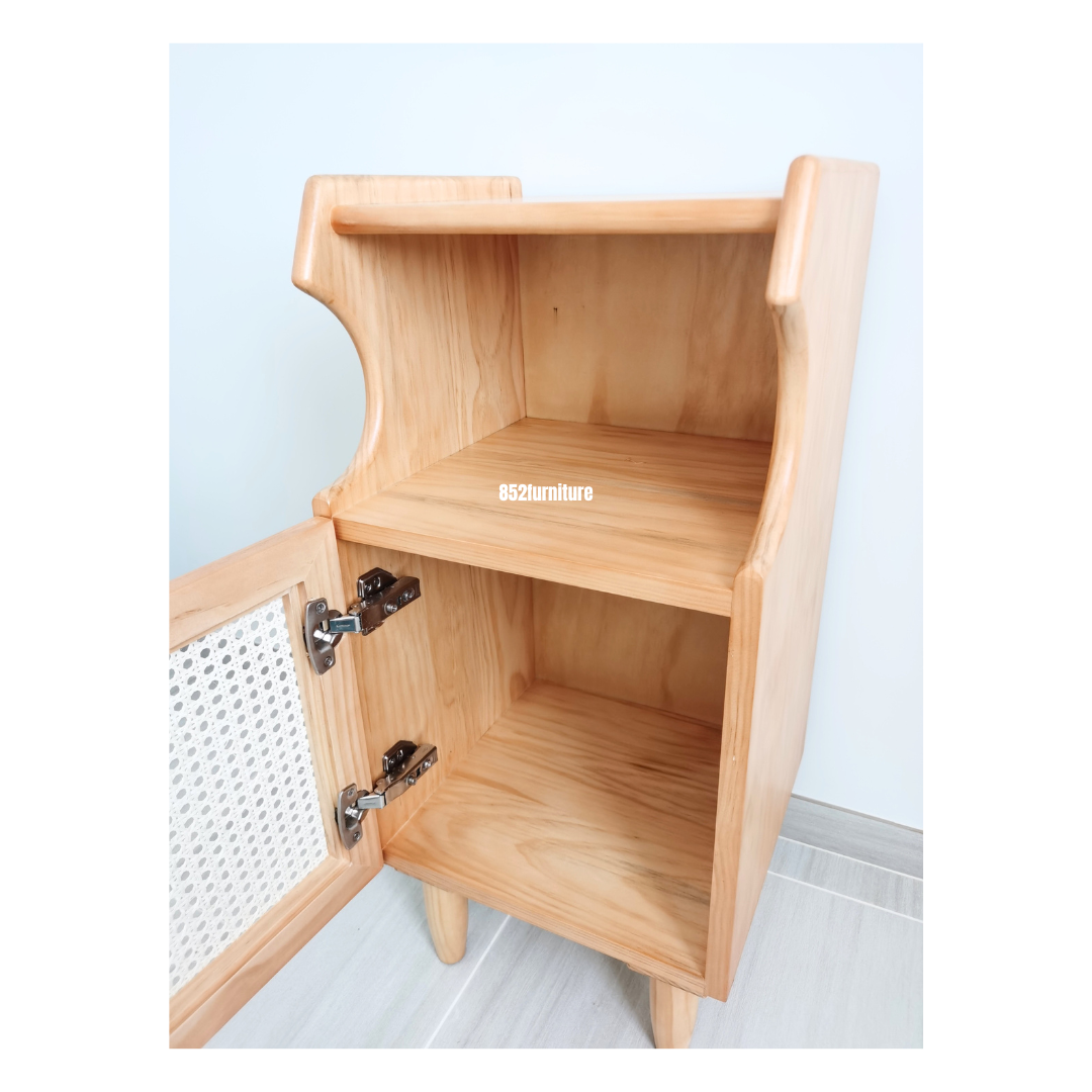 (包送貨安裝 | Delivery and Assembly Included) A537日式床頭櫃 (Rattan bedside table)