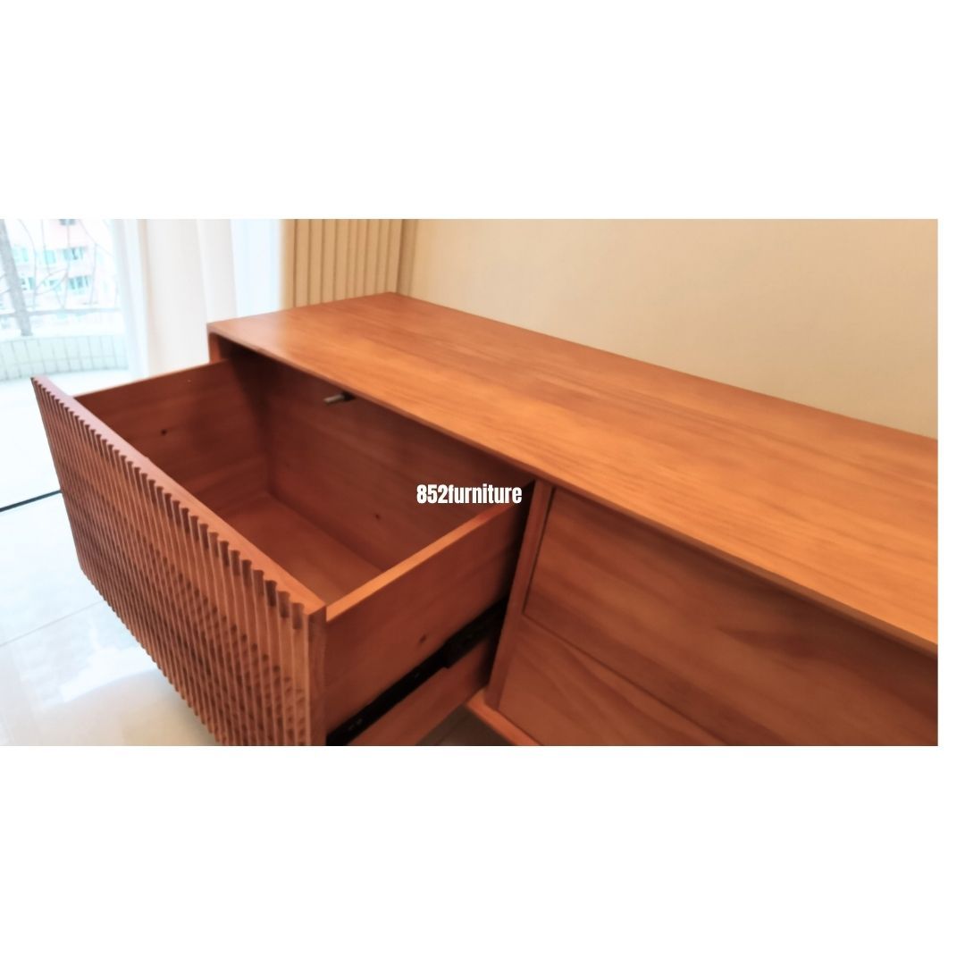 (包送貨安裝 | Delivery and Assembly Included) A218實木趟門電視櫃 (solid wood tv cabinet)