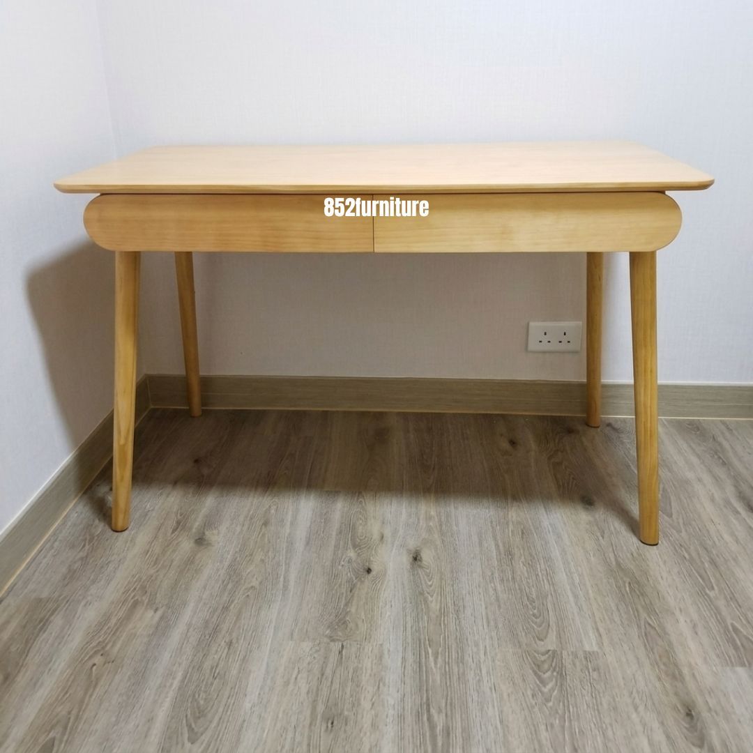 (包送貨安裝 | Delivery and Assembly Included) A097 簡約實木書台(wooden desk)
