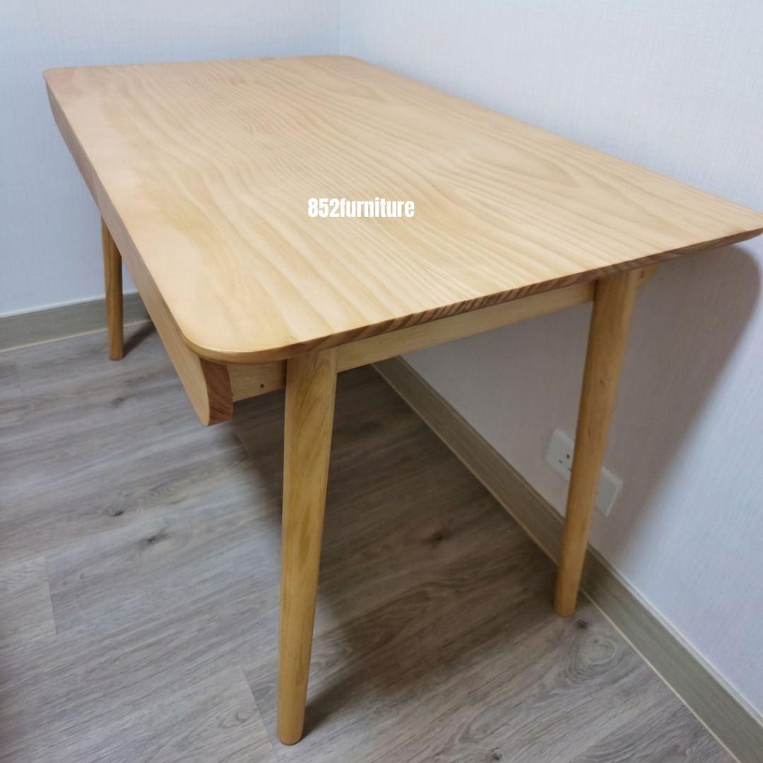 (包送貨安裝 | Delivery and Assembly Included) A097 簡約實木書台(wooden desk)